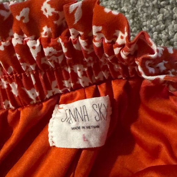 Red Skirt - Picture 2 of 2